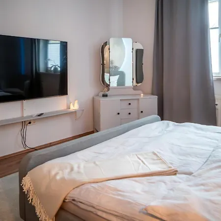 Zentral Bahnhof Salz&sand 75m2 *