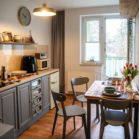 Zentral Bahnhof Salz&sand 75m2 *